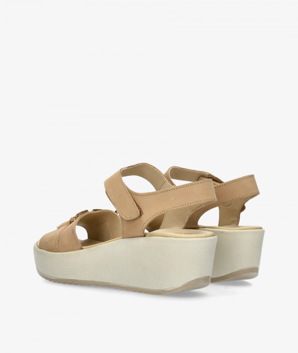 Sandalias St. Gallen  JULIE 02 en nobuck camello