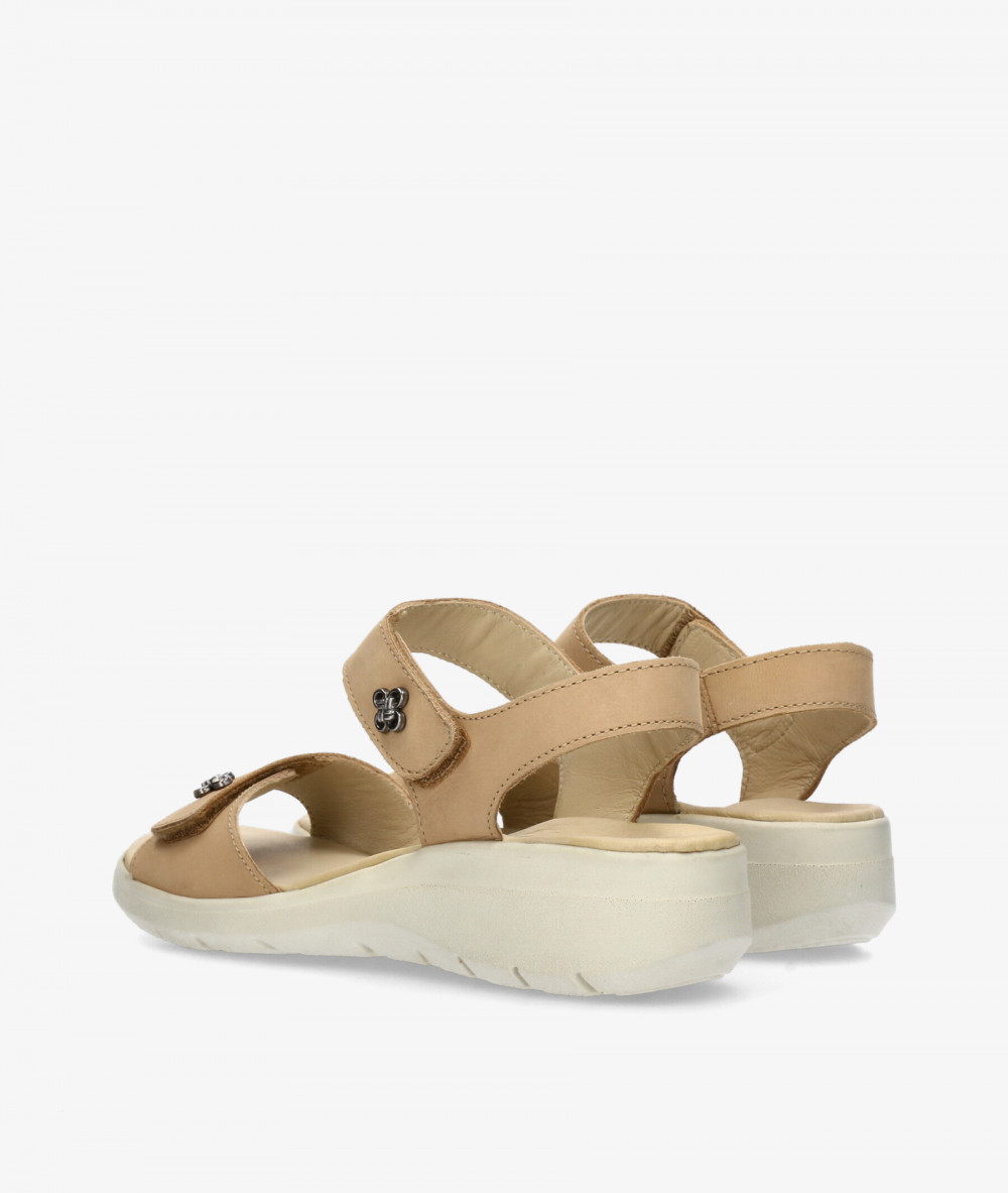 Sandalias St. Gallen  FLOR 01 en nobuck camello