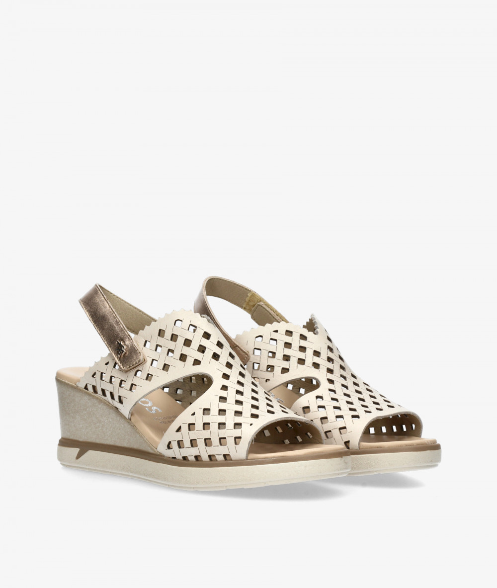 Sandalias Fluchos  F1972 en hueso