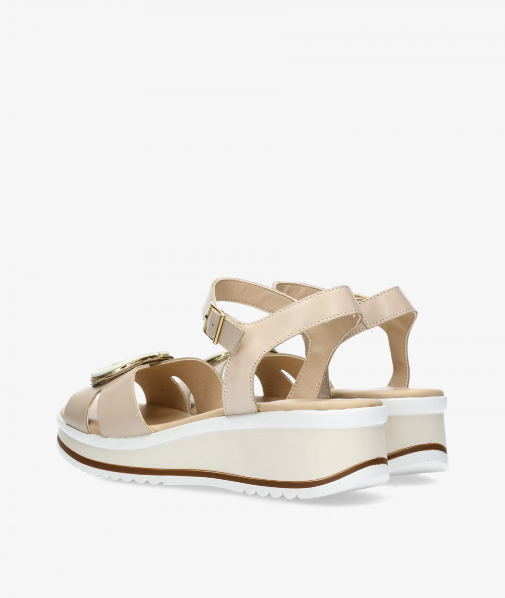 Sandalias Kénnebec  892-HEBILLA en beige