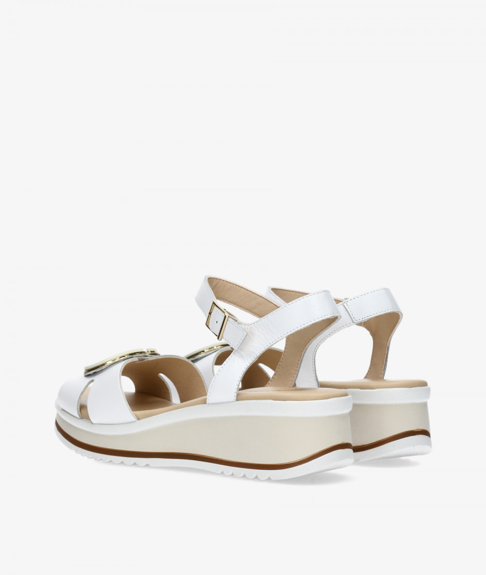 Sandalias Kénnebec  892-HEBILLA en blanco
