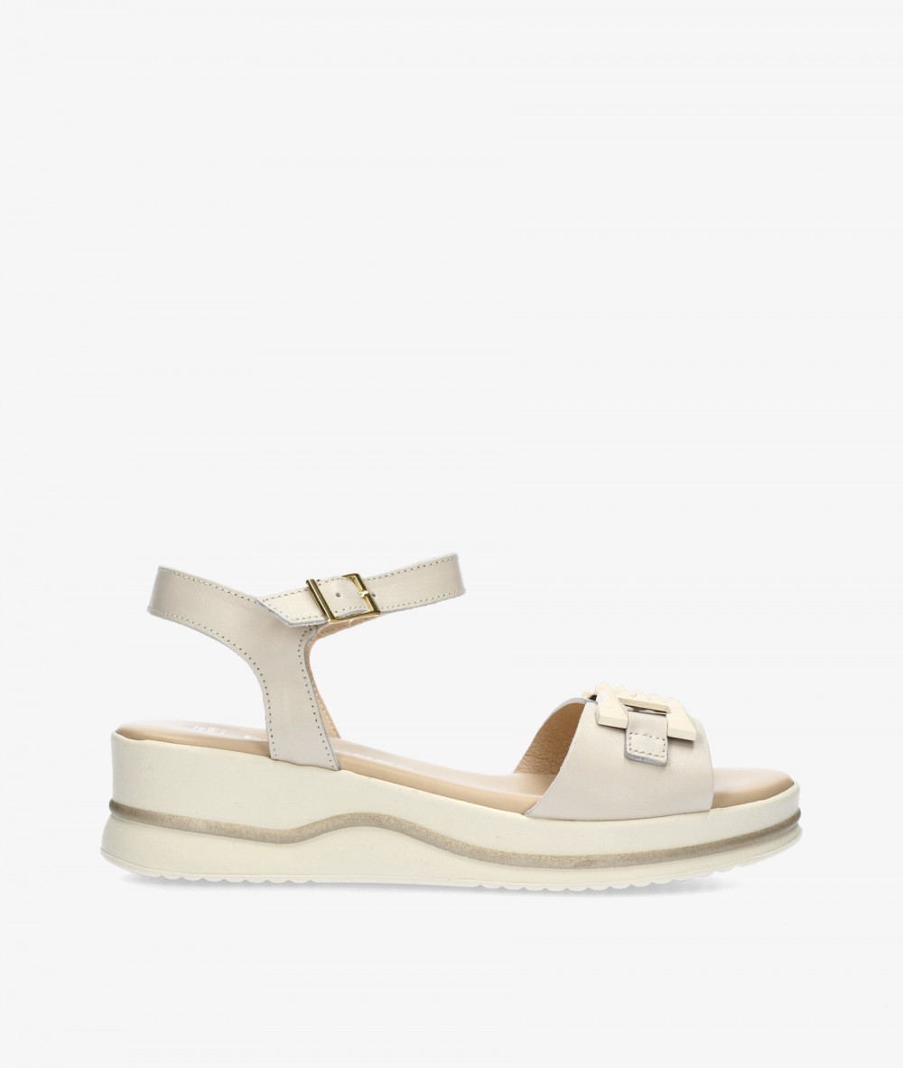 Sandalias Kénnebec  1008 en hueso