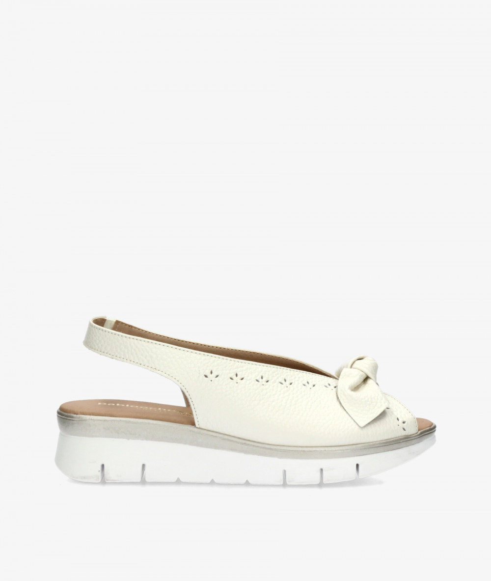 Sandalias pabloochoa.shoes  92400 en hueso