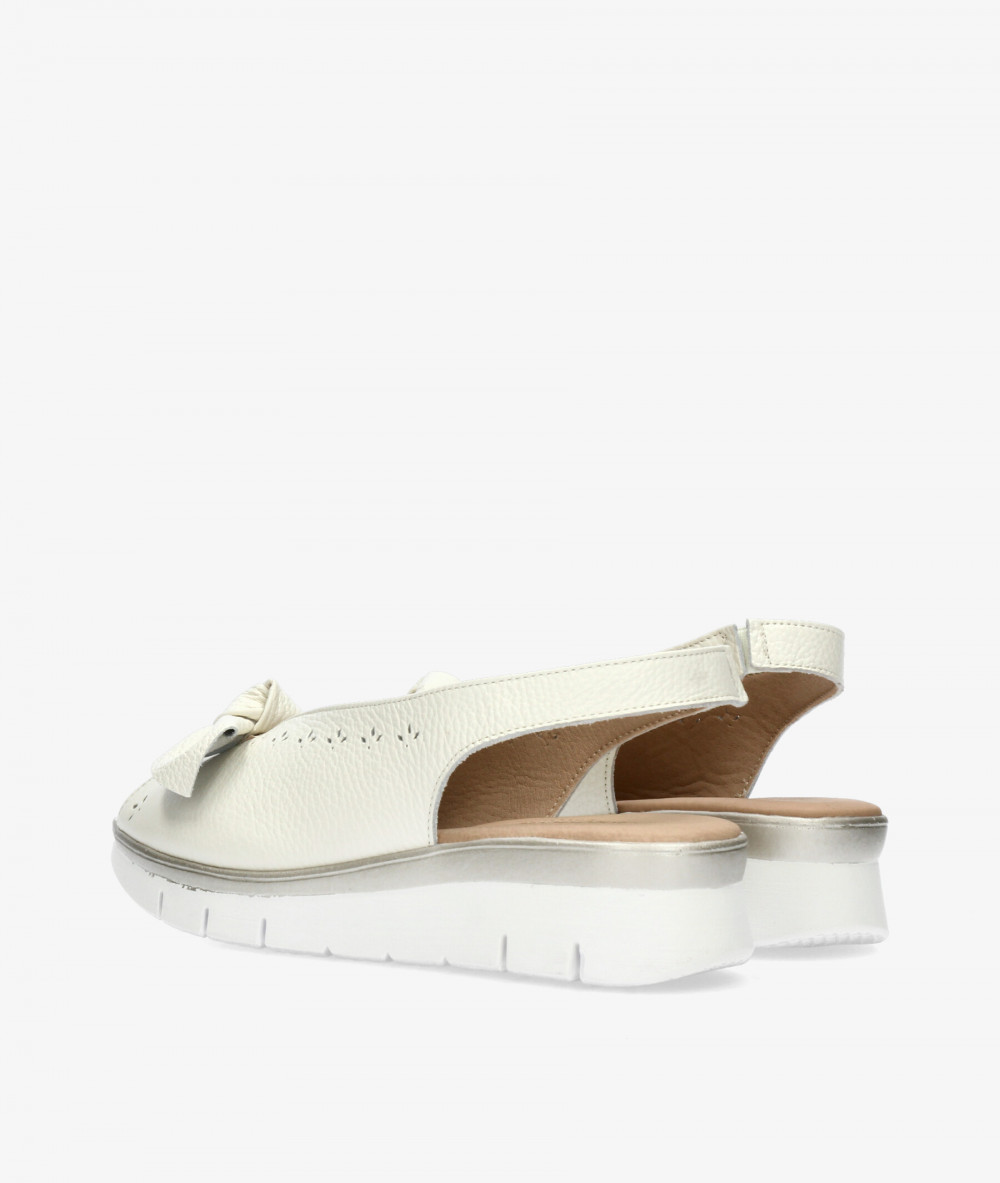Sandalias pabloochoa.shoes  92400 en hueso