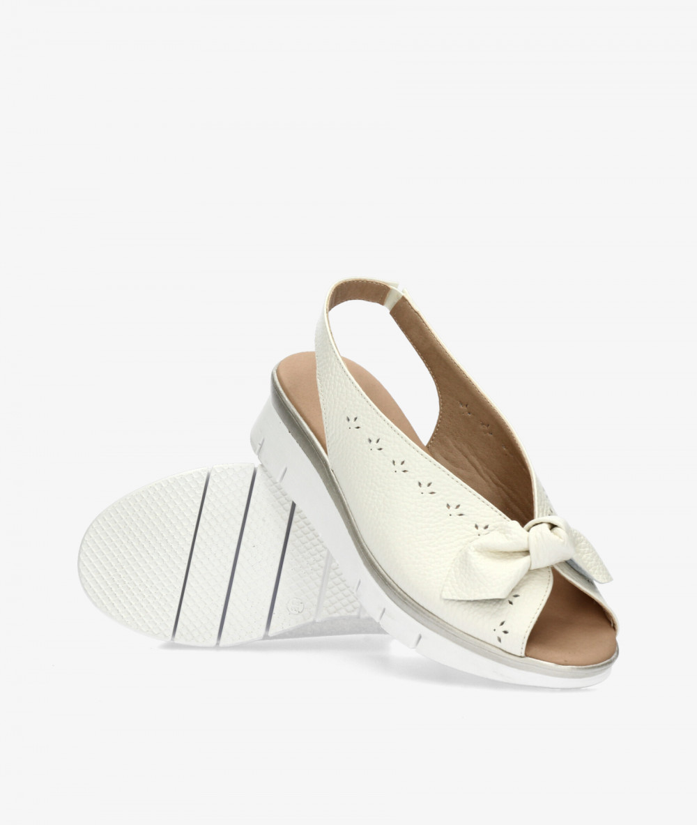 Sandalias pabloochoa.shoes  92400 en hueso