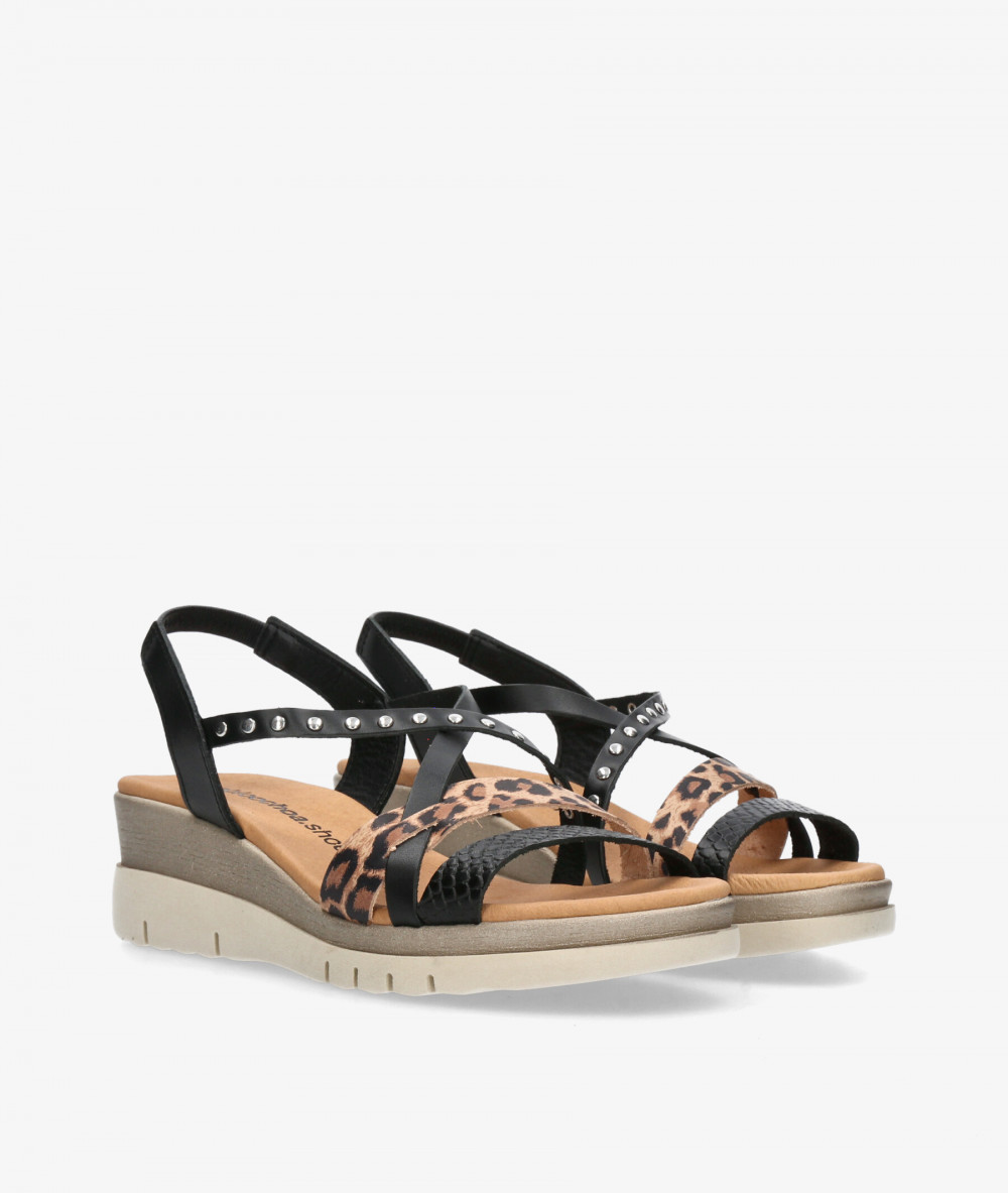 Sandalias pabloochoa.shoes  6016 en negro
