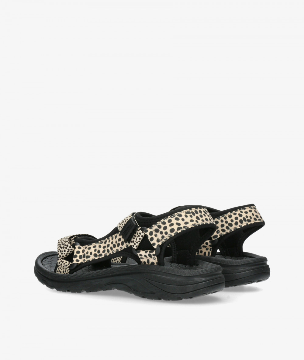 Sandalias Mustang  60804 en cebra