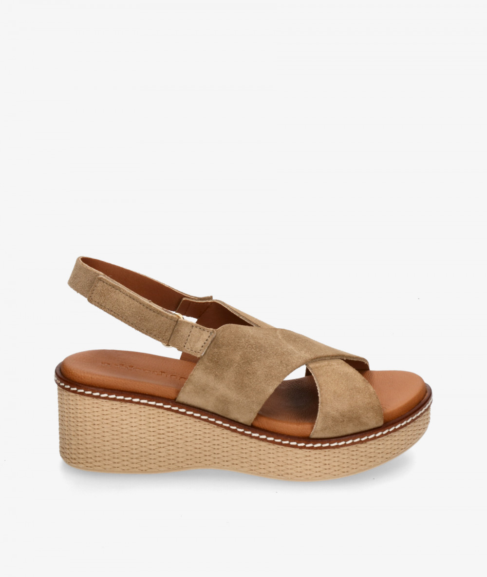 Sandalias pabloochoa.shoes  NIDA372 en serraje taupe