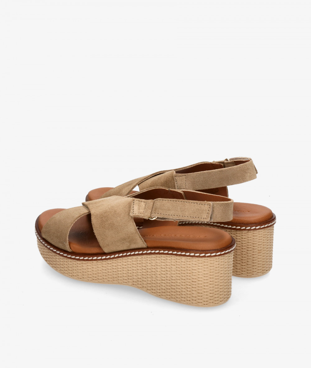 Sandalias pabloochoa.shoes  NIDA372 en serraje taupe