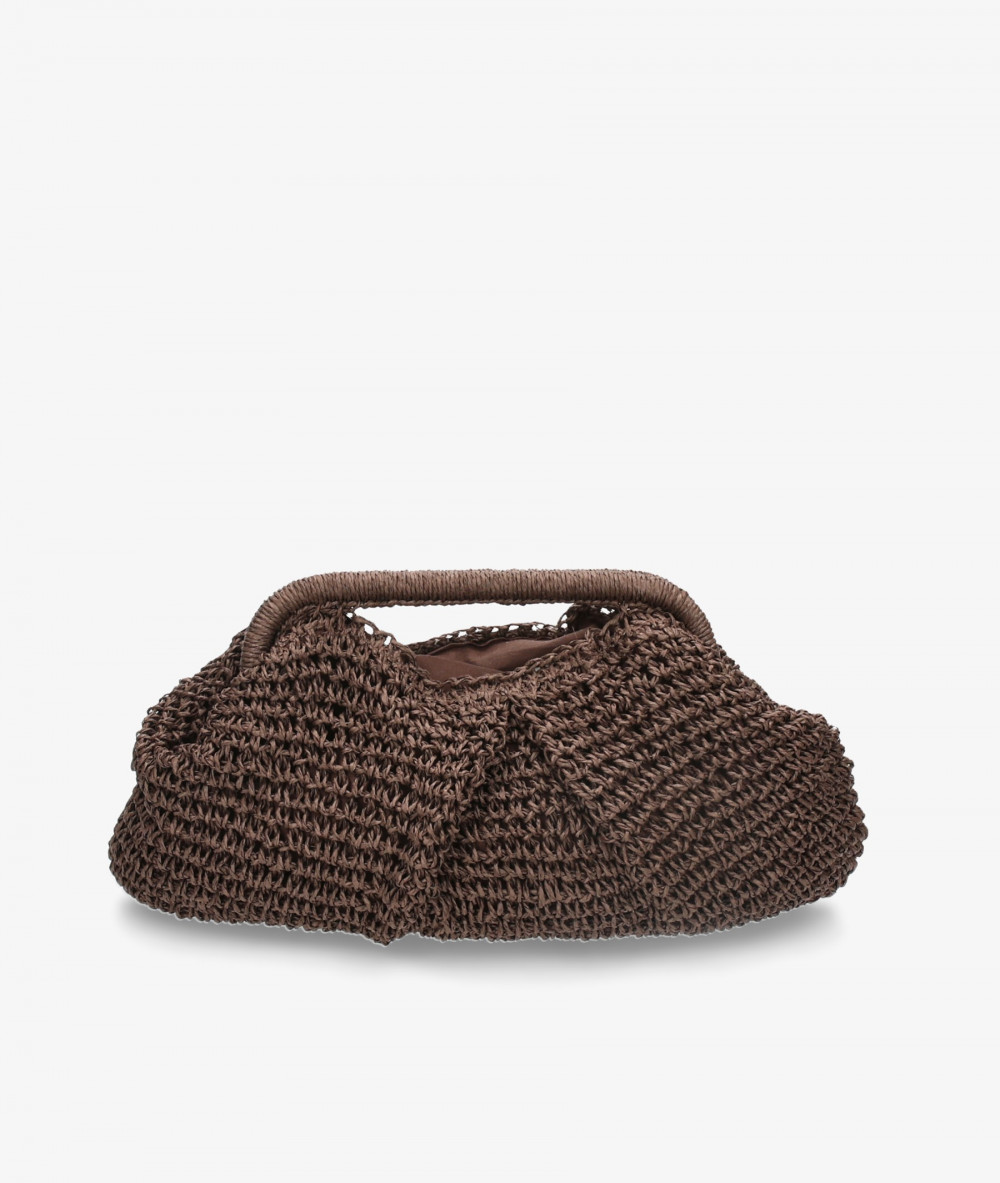 Elevate your look! Our Clutch bag collection a combination of design, quality and comfort for your daily outfits