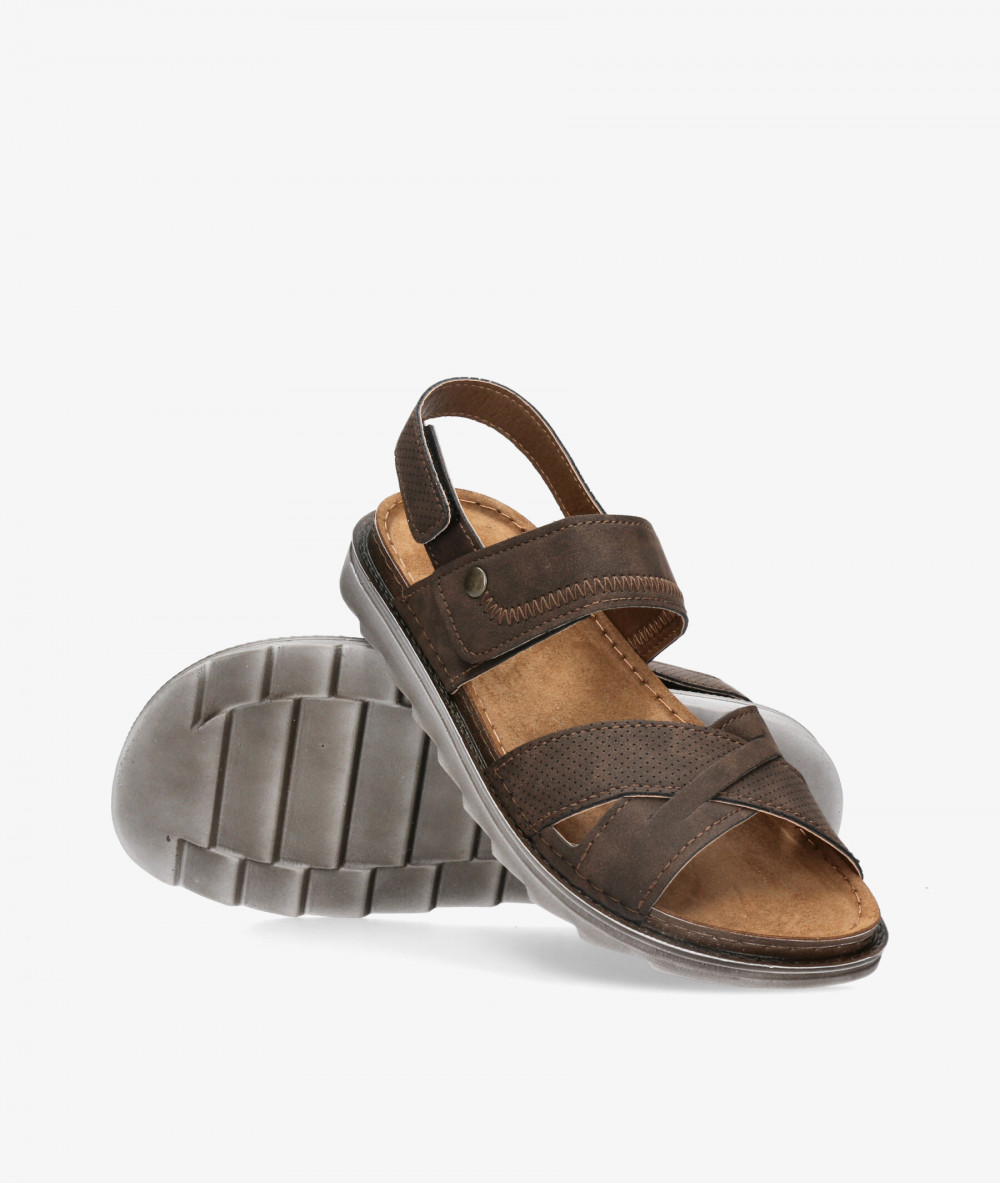 Sandalias INBLU  BU12 en marrón