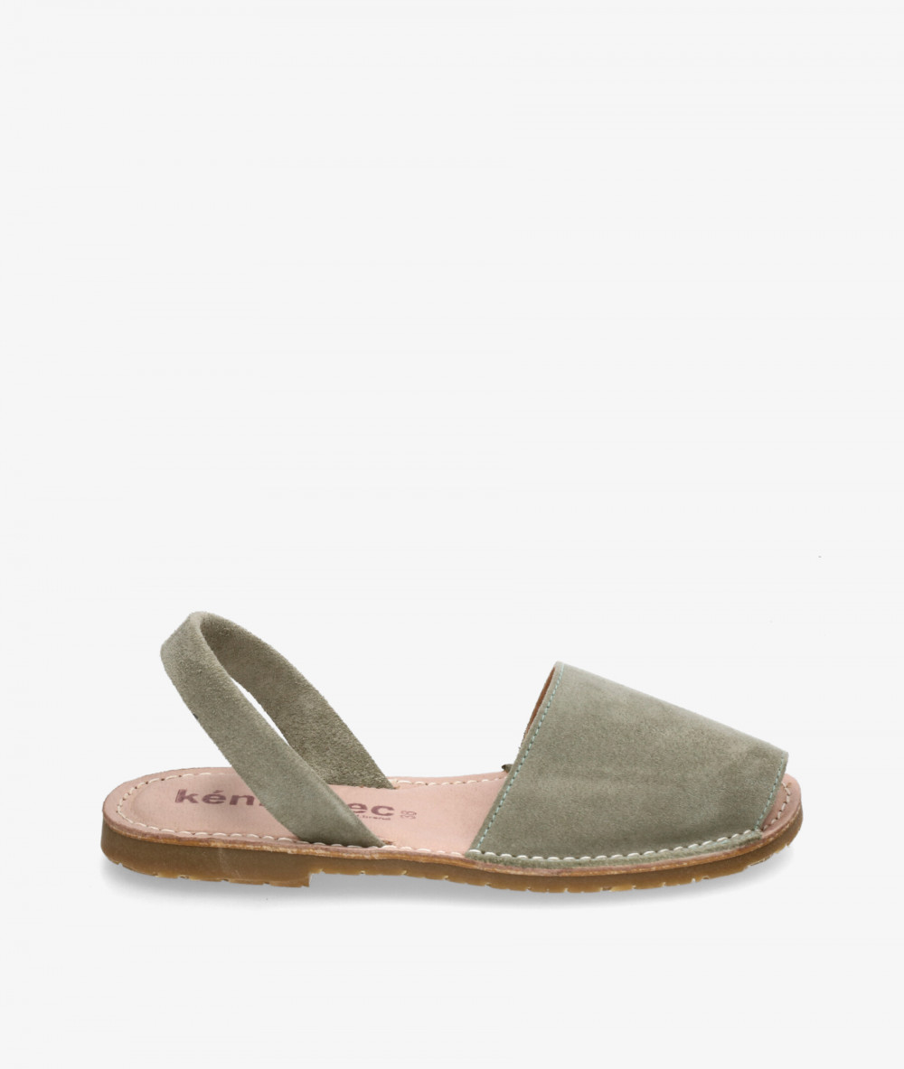 Kénnebec Sandals  150 in kaki split suede