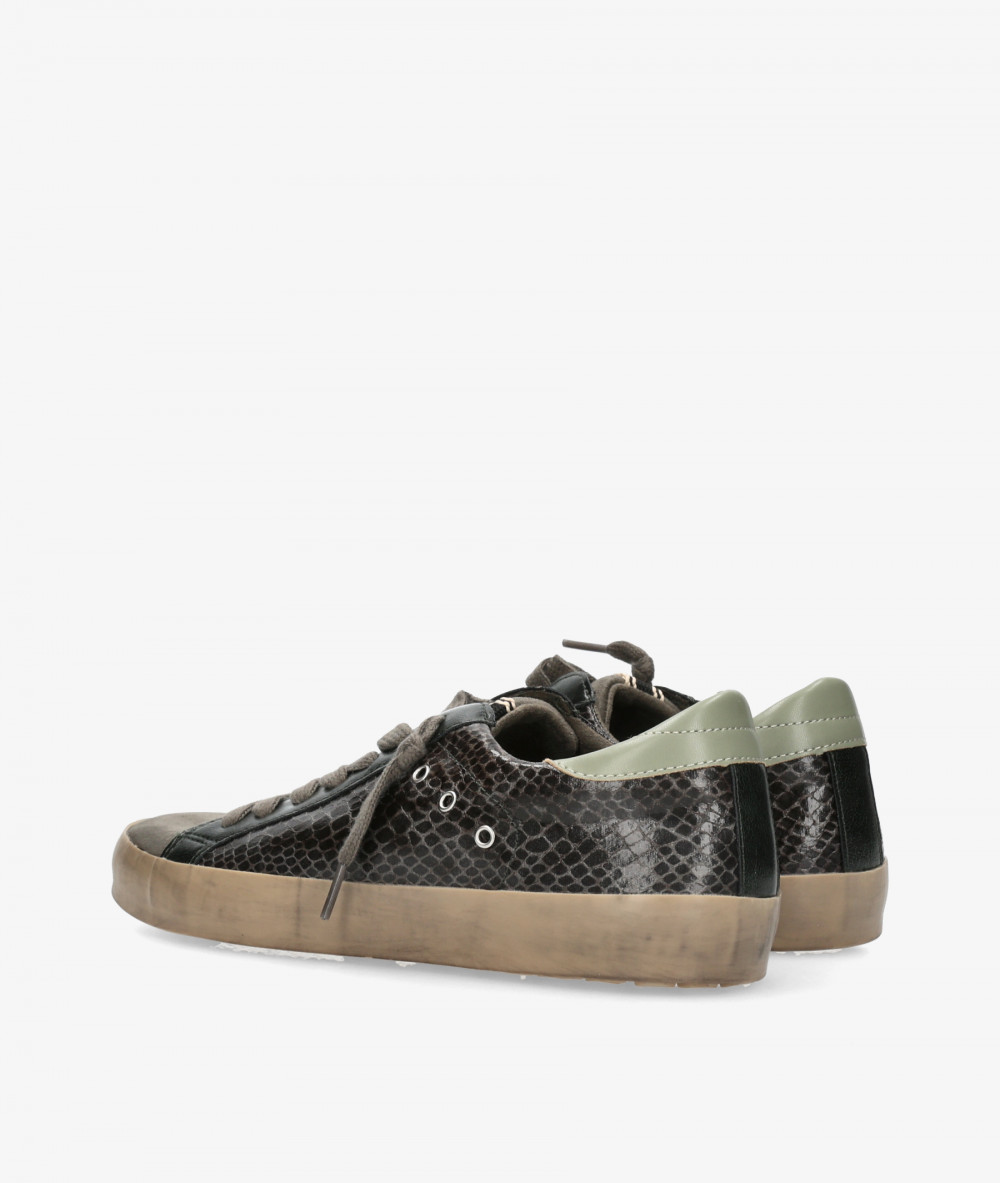Deportivos Corina  M6503 en caki