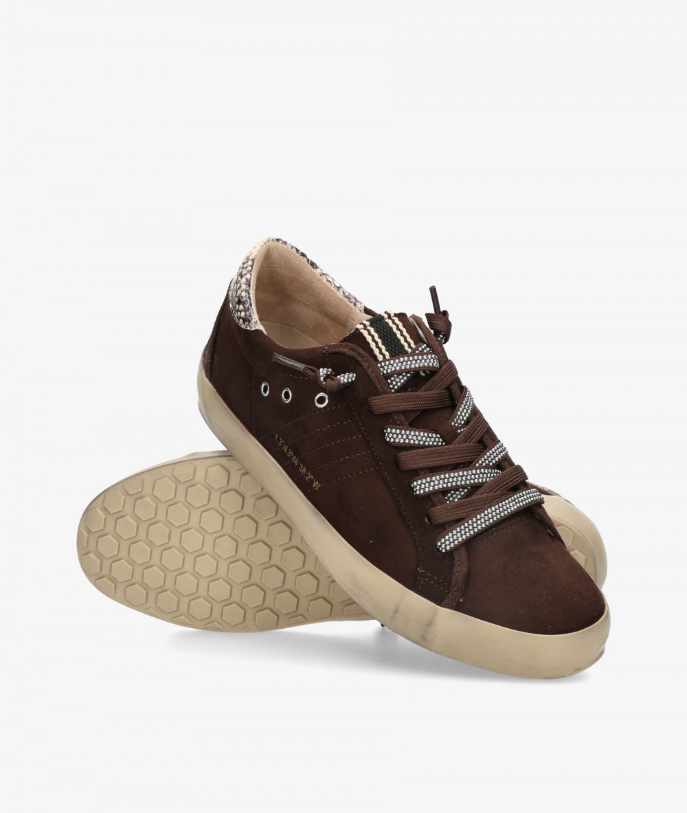 Deportivos Corina  M6501 en marrón
