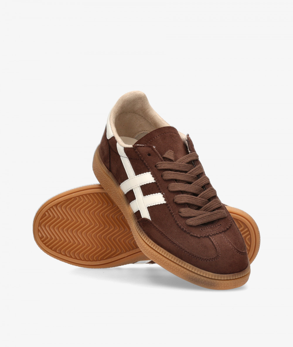 Deportivos Corina  M6520 en marrón