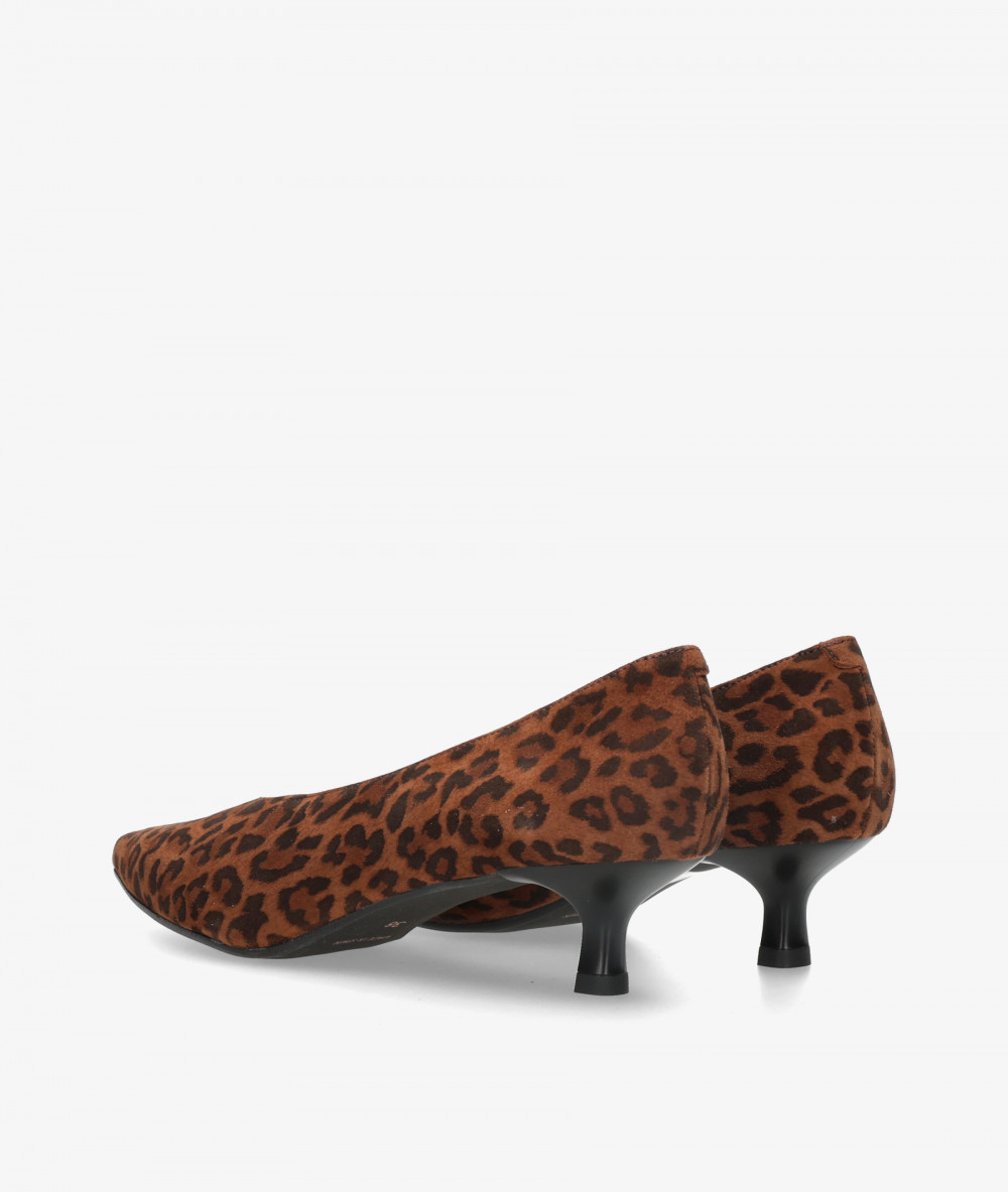 BLOOM Pump shoes ROMINA in leopard print