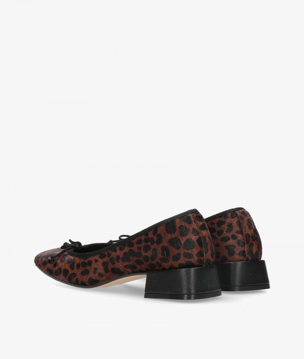 BLOOM Pump shoes VANYSAL in leopard print