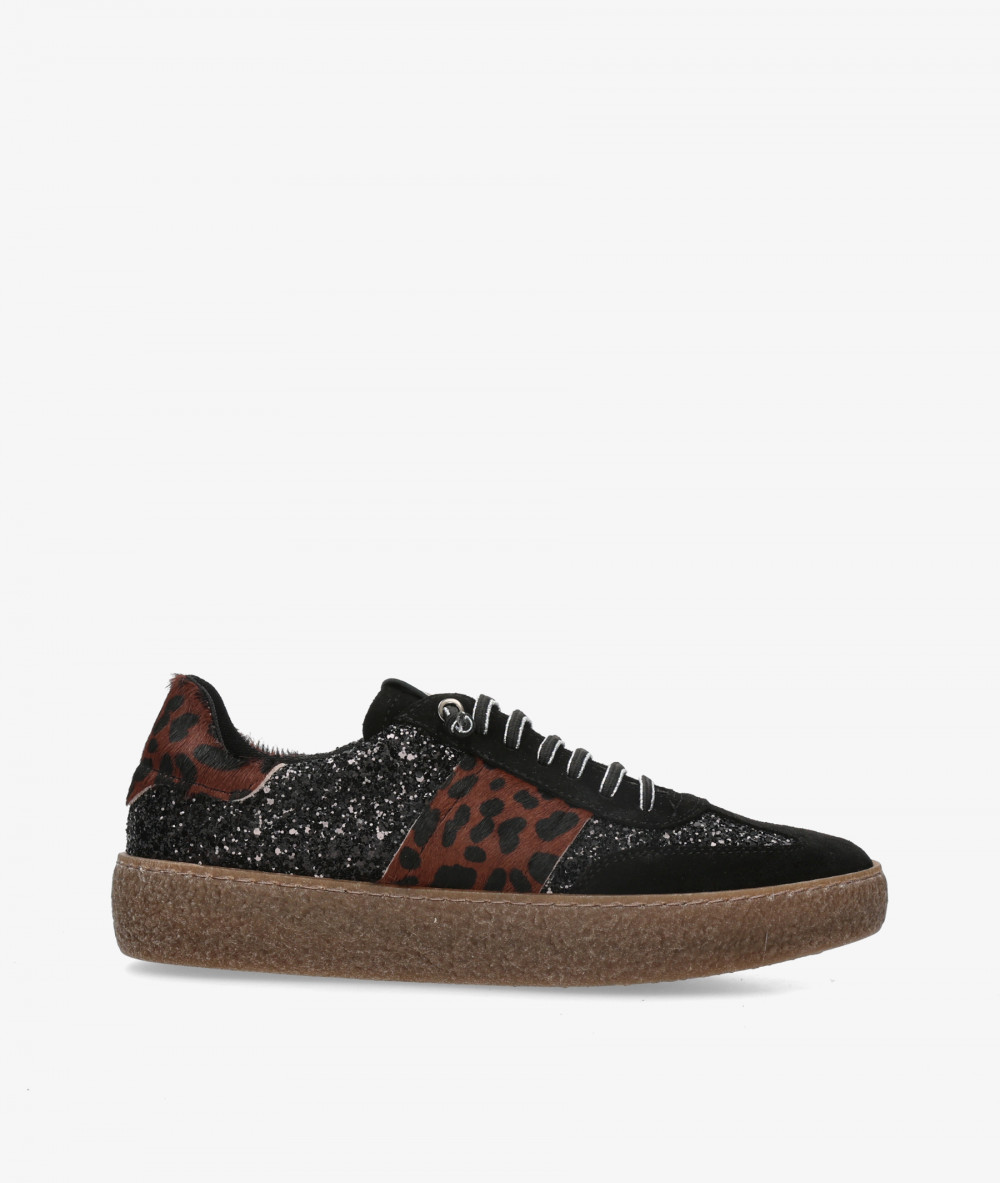 BLOOM Sneakers  RIGOR in black