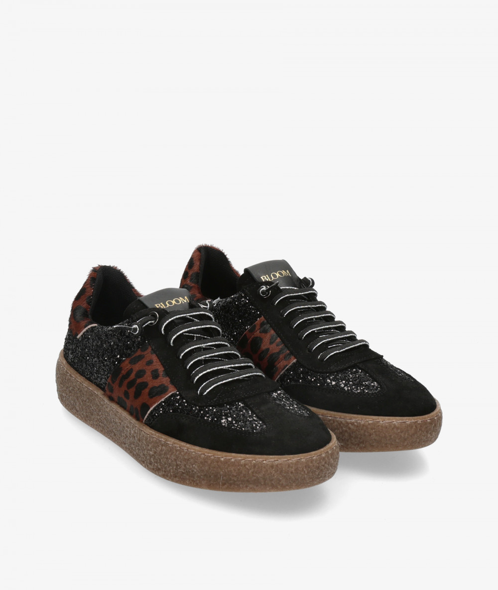 BLOOM Sneakers  RIGOR in black