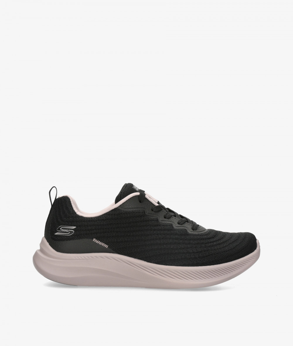 Deportivos Skechers 117731 en negro