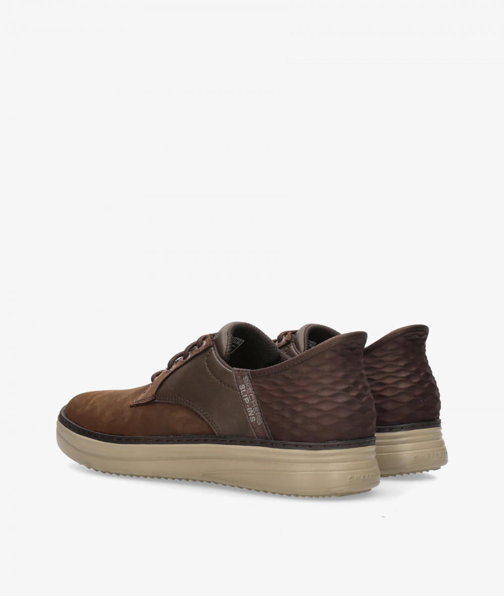 Zapatos Skechers 205279 en marrón