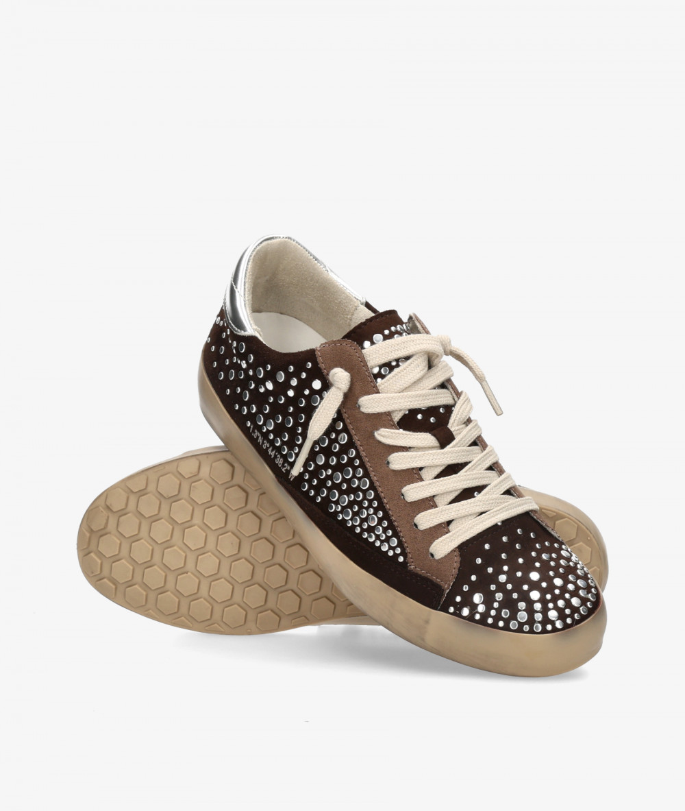 Deportivos Corina  M6504 en marrón