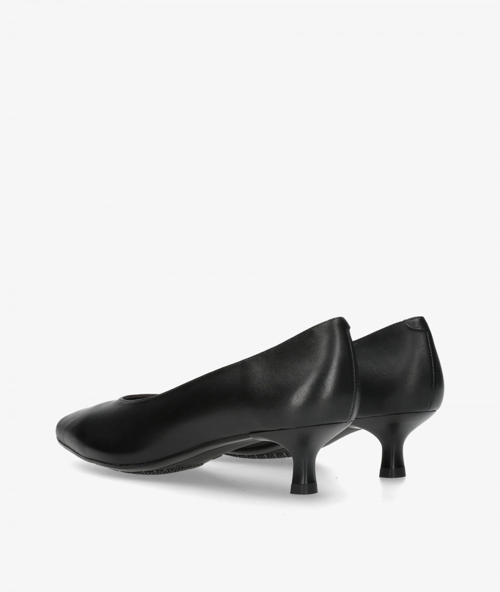 Salones BLOOM 1049 en negro