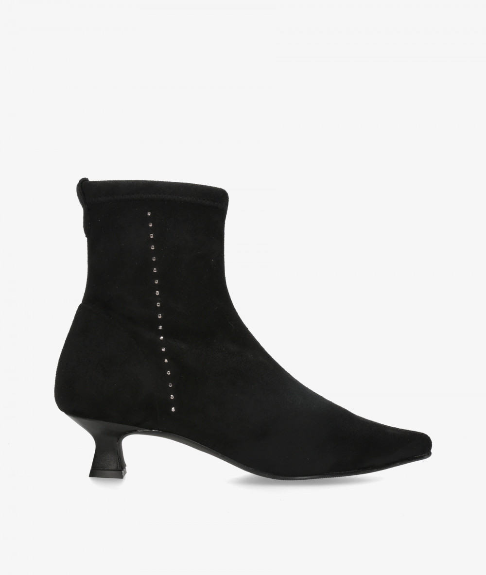 Botines BLOOM  MADI en negro