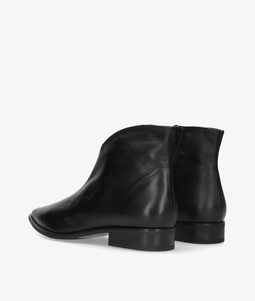 Botines BLOOM  FEDE en negro