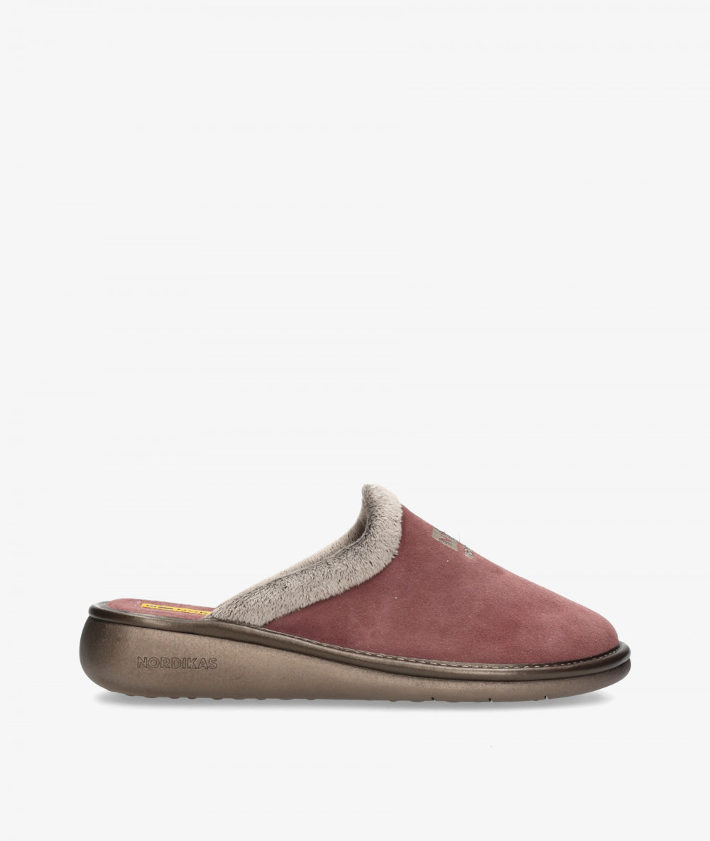 Nordikas Chinela 238-O/8  in nude split suede