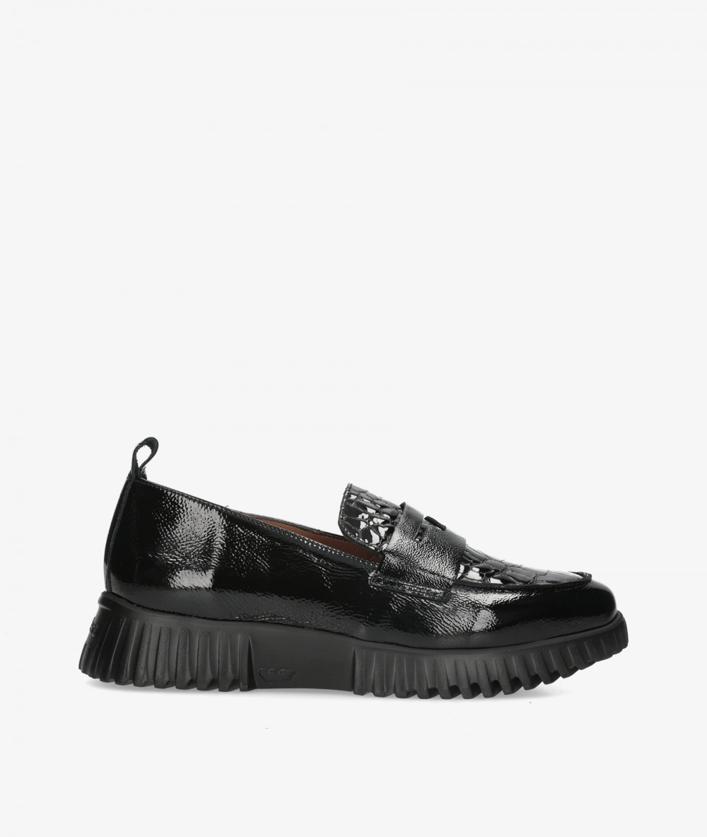 Mocasines Wonders A-4420 en charol negro