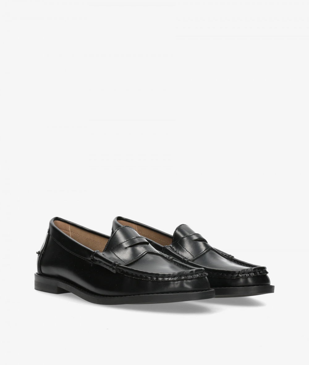 Mocasines Corina M6650 en negro
