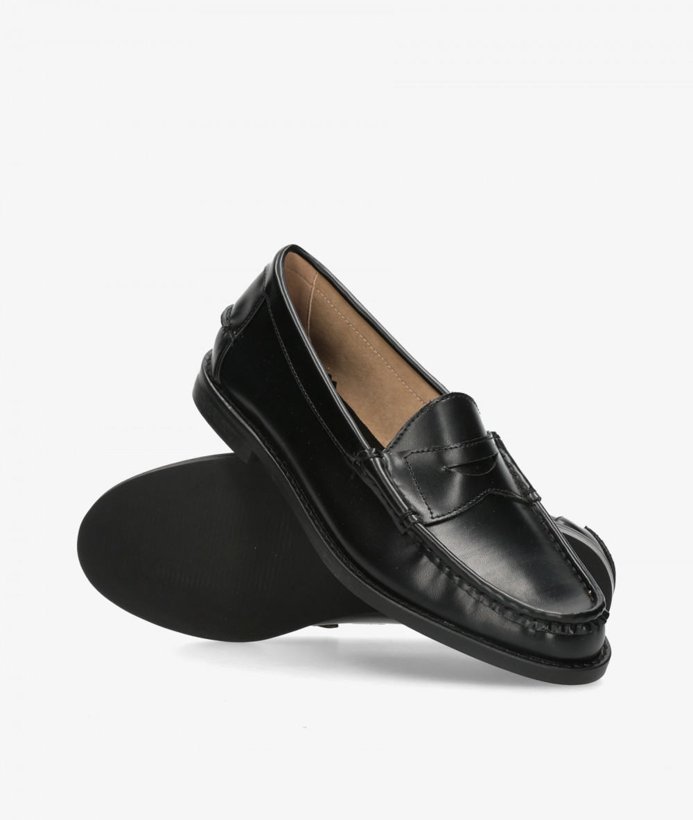 Mocasines Corina M6650 en negro
