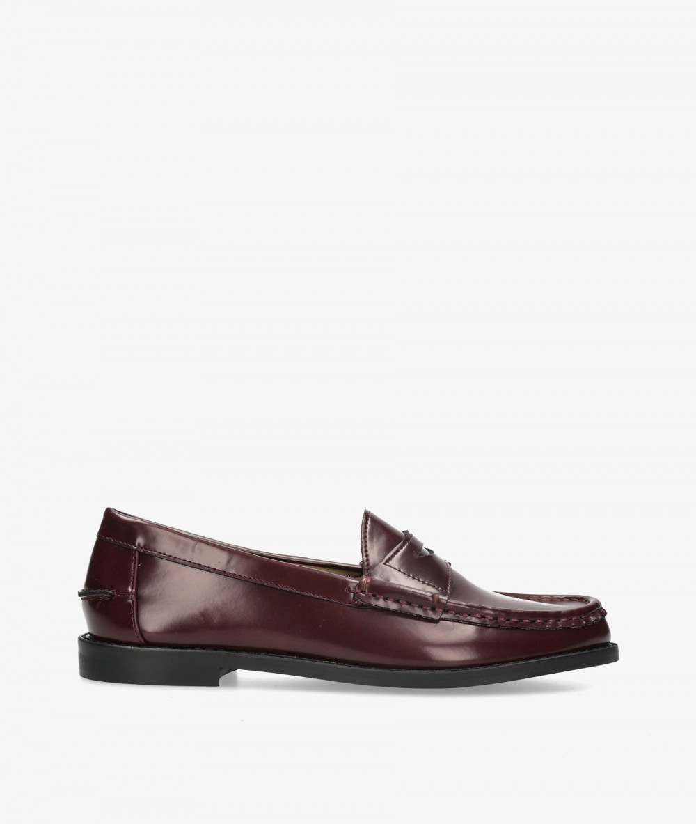 Mocasines Corina M6650 en burdeos