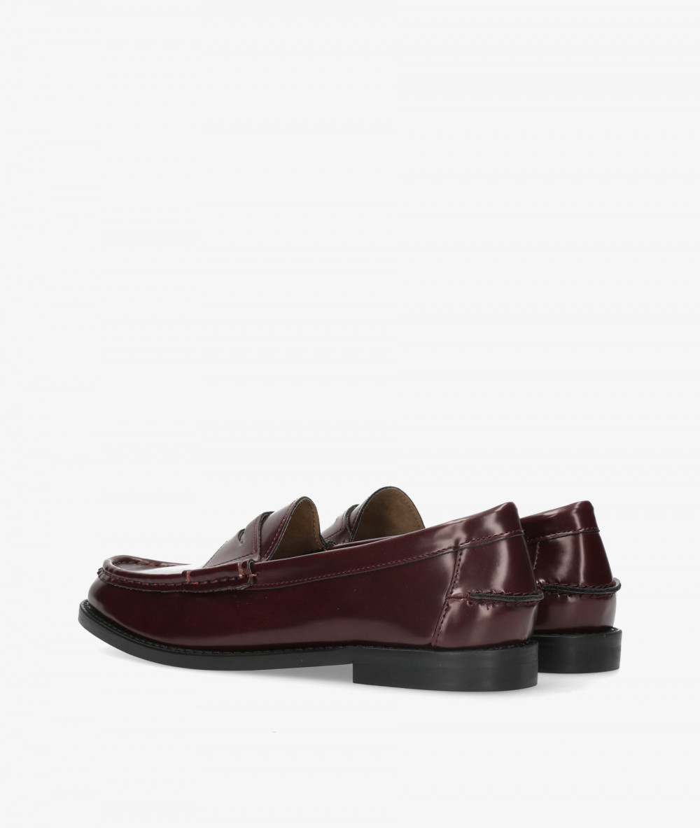 Mocasines Corina M6650 en burdeos