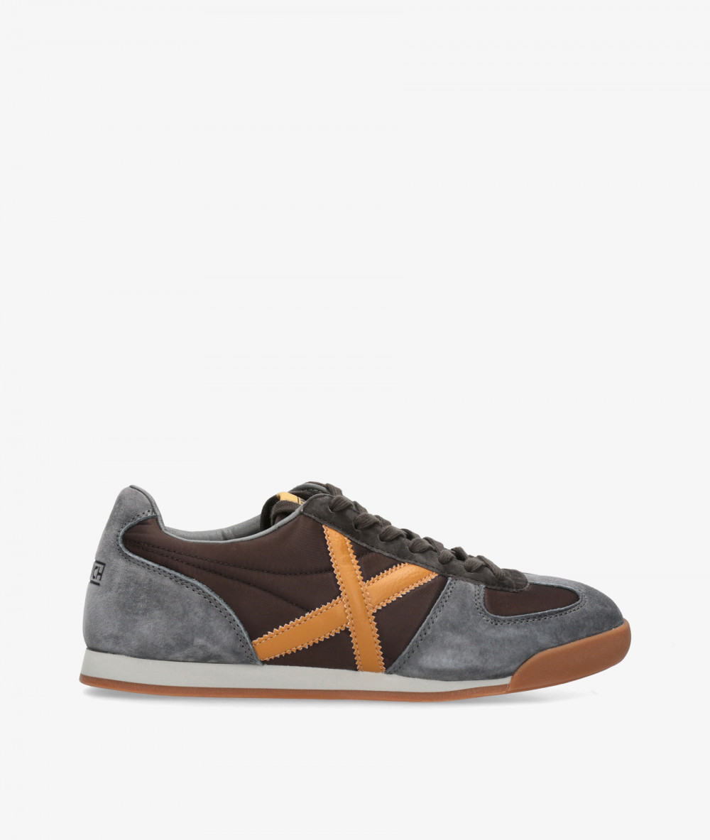 Munich Sneakers  STEREO in brown