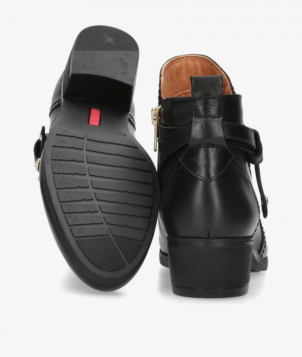 Botines Pikolinos  W1U-8901 en negro