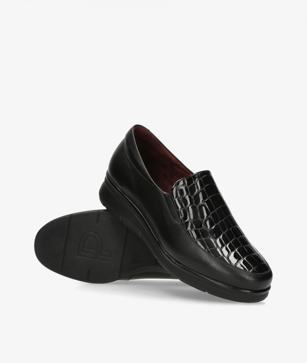 Pitillos Loafers 11503 in black