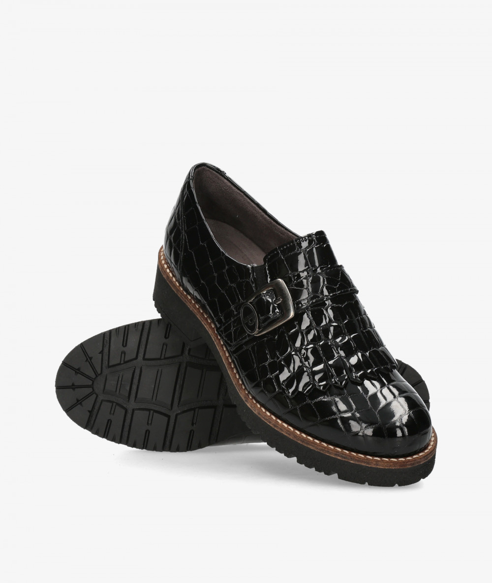 Pitillos Loafers 11560 in black patent leather