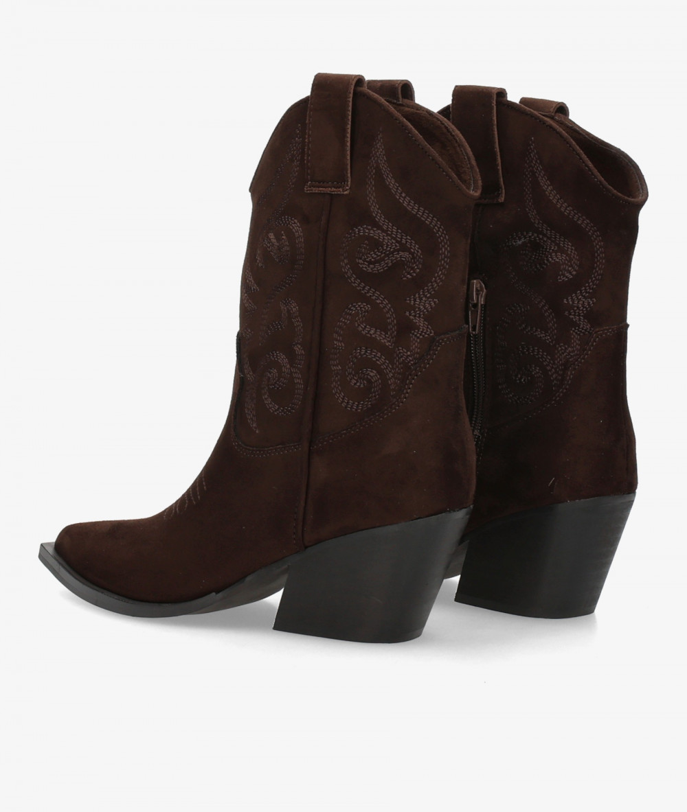 Botas Corina  M6760 en marrón