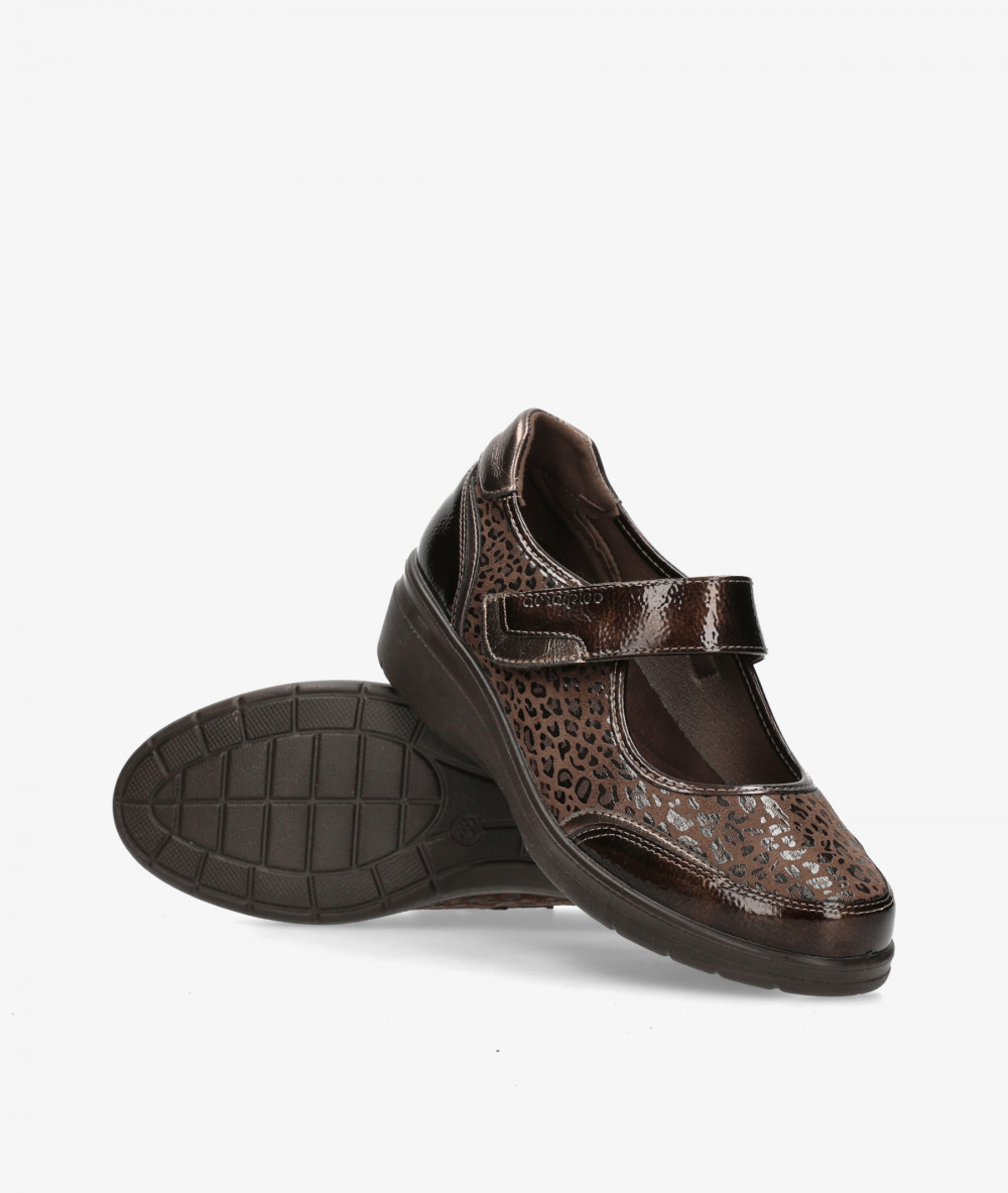 Amarpies Mercedes 31031 in brown