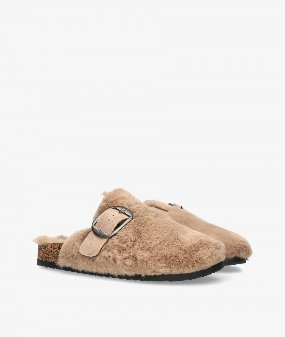 ISTERIA Clog shoes 1037 in beige