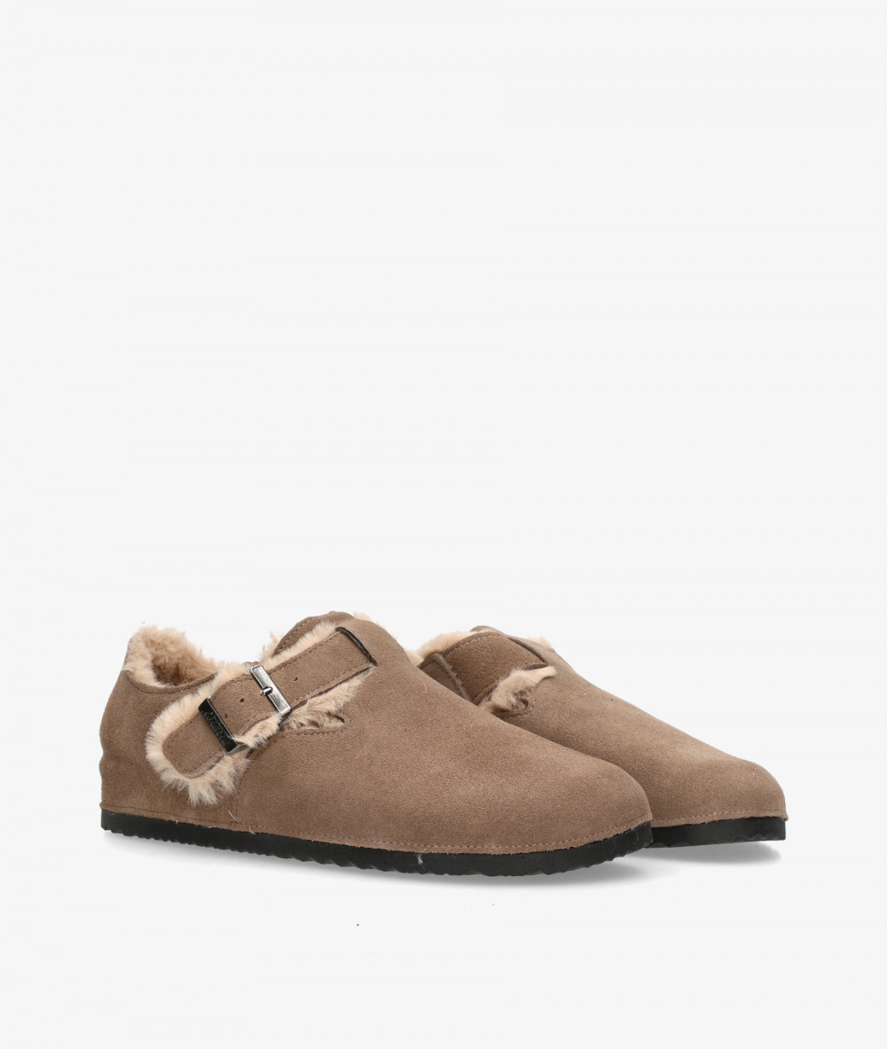 ABOTINADO-A ISTERIA 1034 en serraje taupe