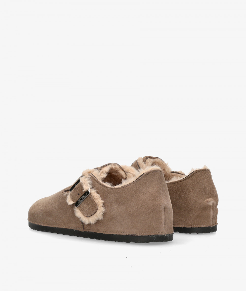 ABOTINADO-A ISTERIA 1034 en serraje taupe