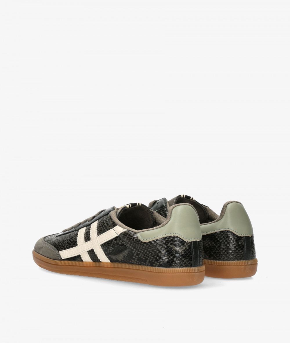 Deportivos Corina M6518 en caki