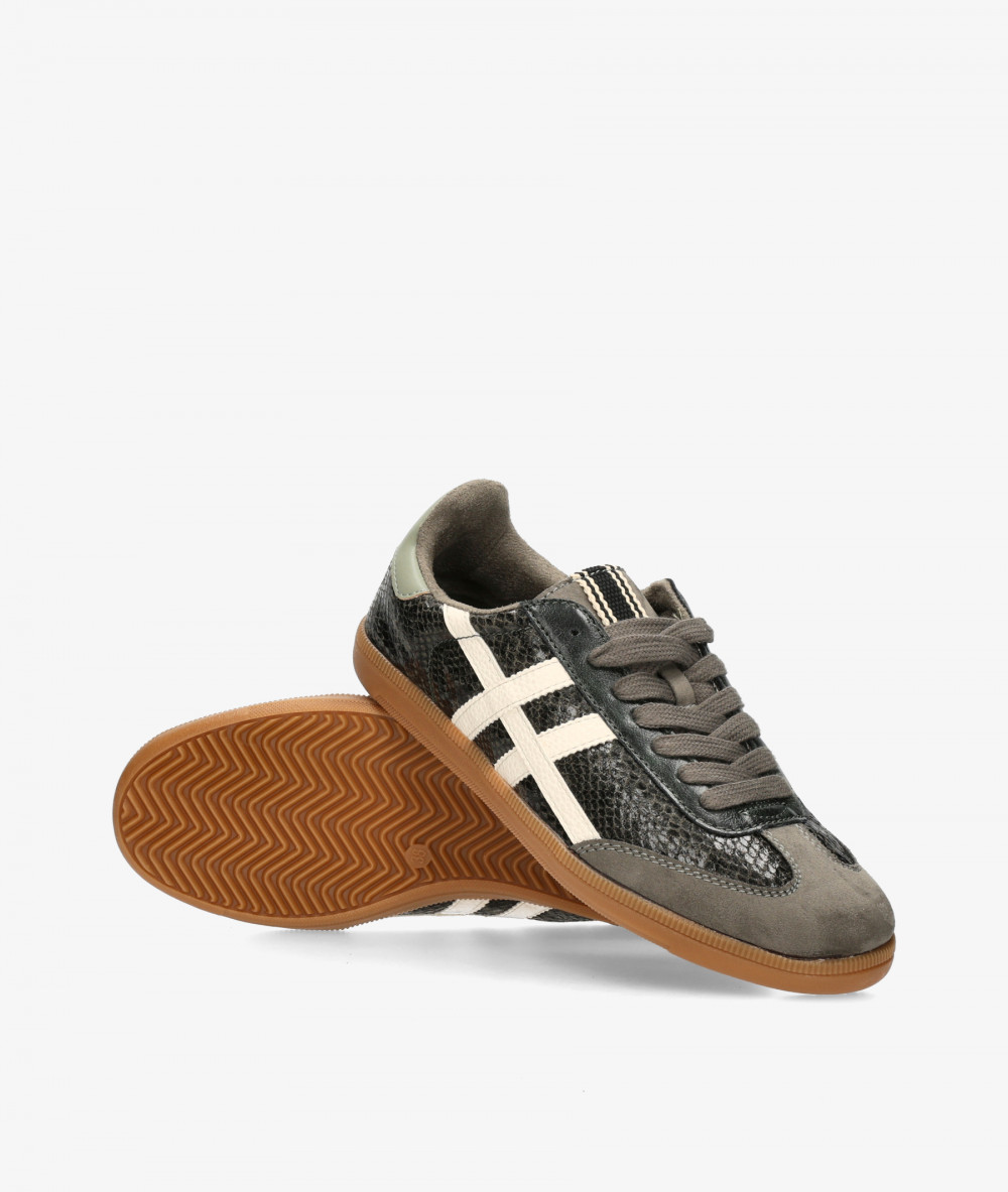 Deportivos Corina M6518 en caki
