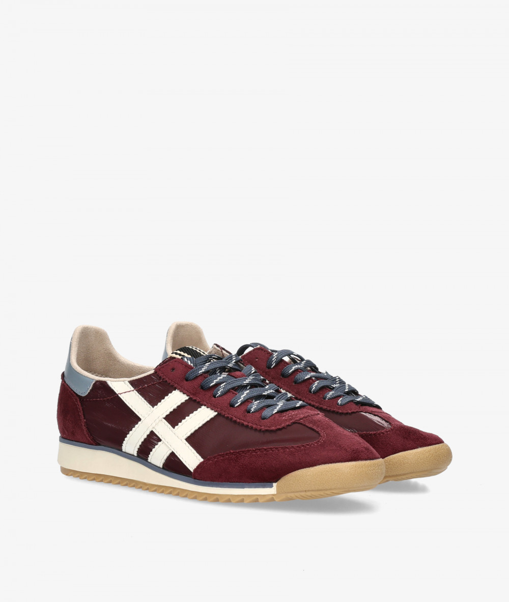 Deportivos Corina  M6515 en burdeos