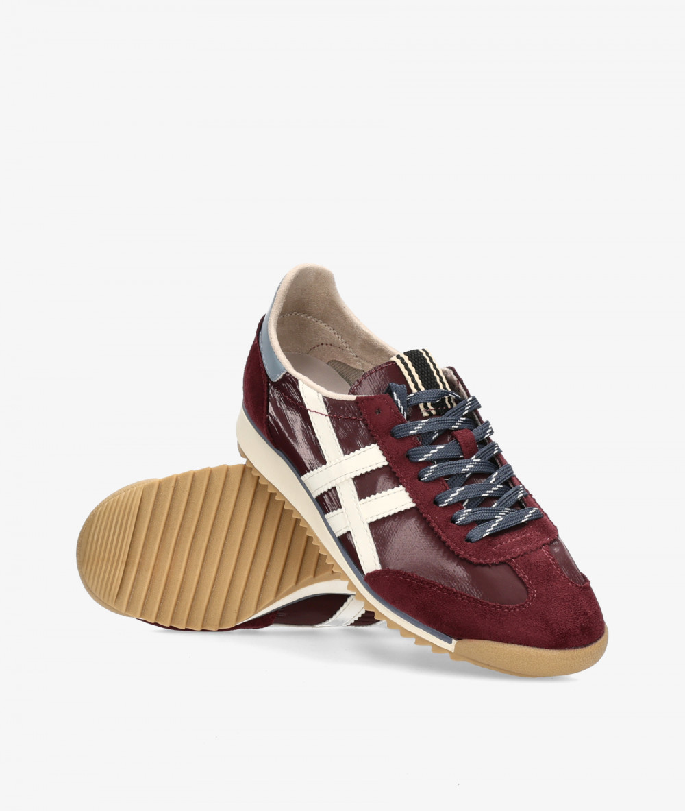 Deportivos Corina  M6515 en burdeos