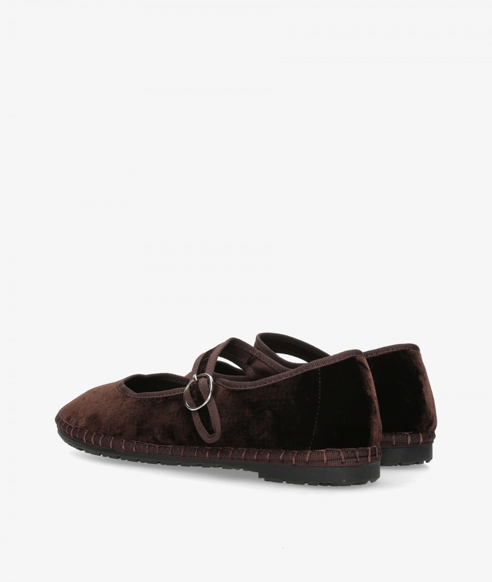 Bailarinas Corina M6590 en MARRON TERCIOPELO
