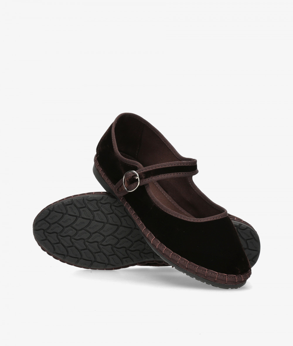 Bailarinas Corina M6590 en MARRON TERCIOPELO